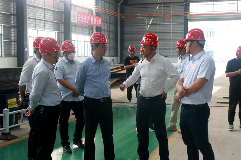 蕪湖市住建局黨委書記、局長朱發(fā)沐一行到安徽建工鋼構(gòu)智能制造有限公司調(diào)研2