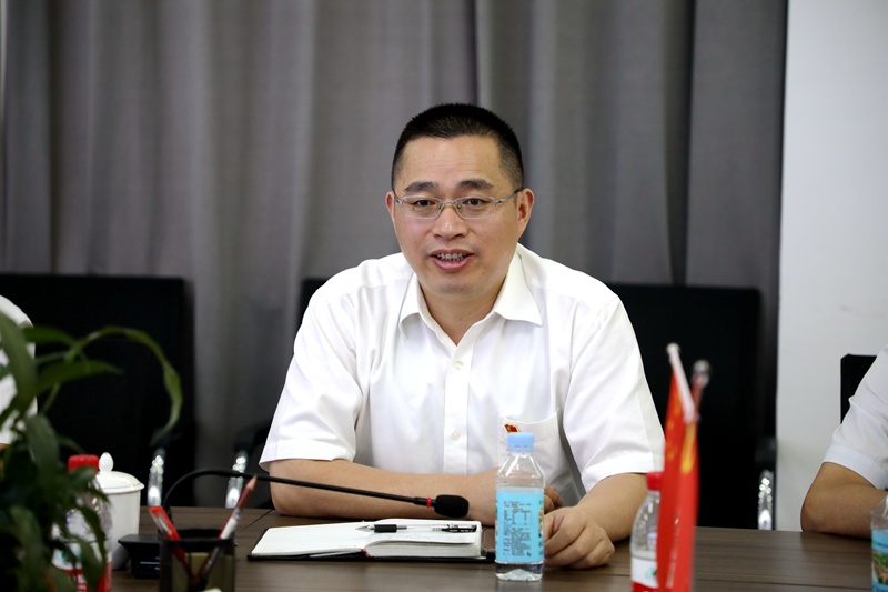 錢申春、王勝利參加機關第一黨支部和金寨路1標黨支部聯(lián)合主題黨日活動2